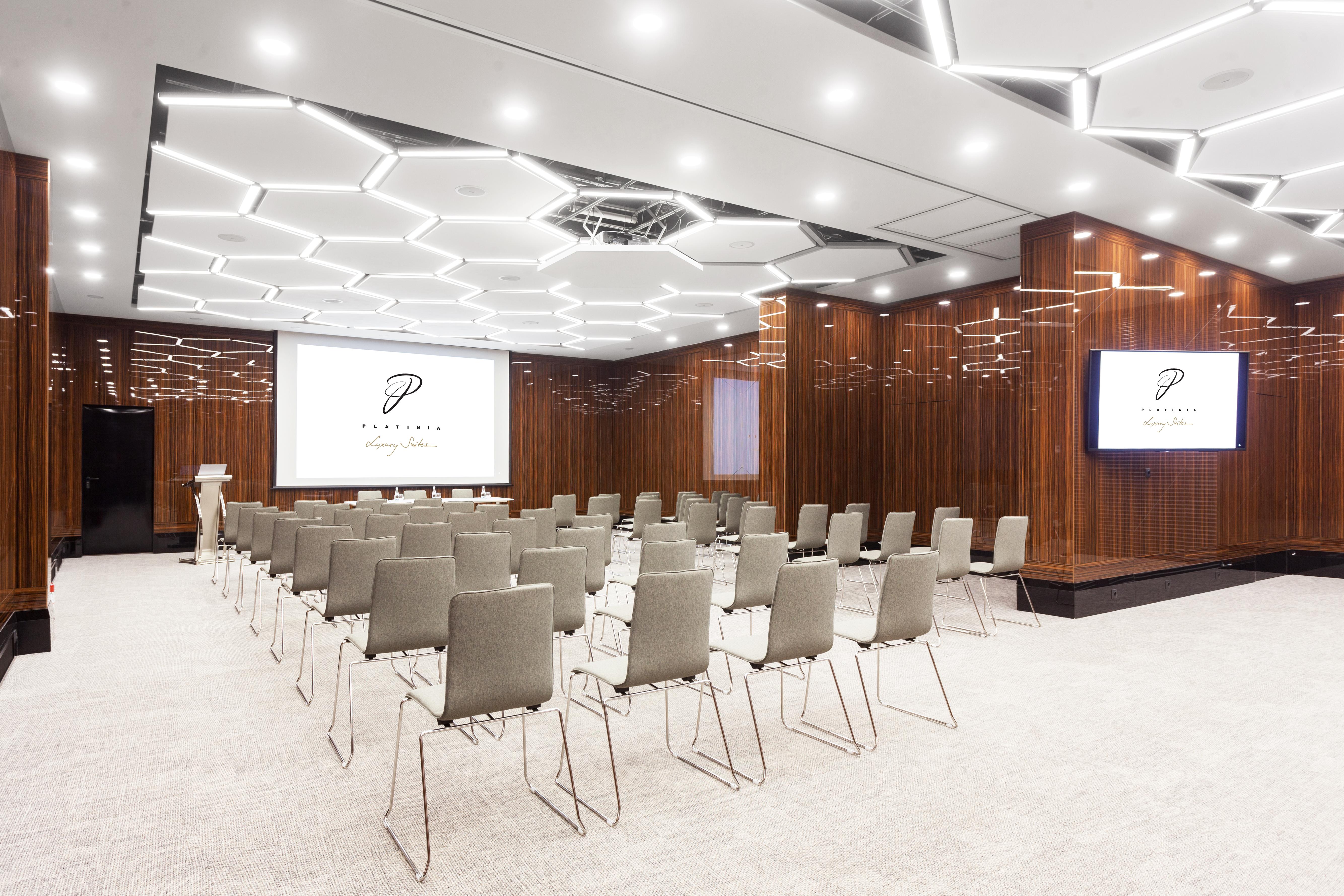 Hotel Platinia Cluj-Napoca Ngoại thất bức ảnh The ballroom
