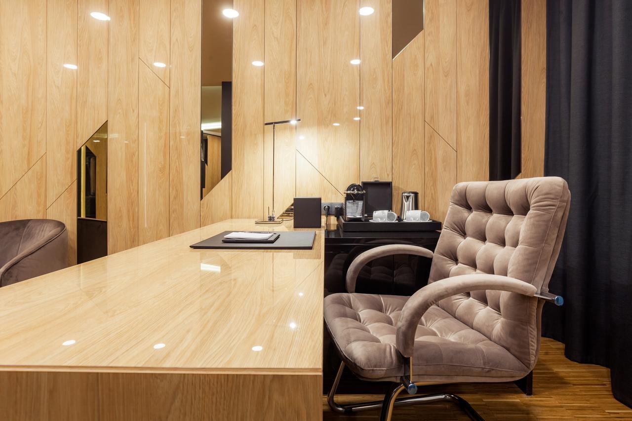 Hotel Platinia Cluj-Napoca Ngoại thất bức ảnh